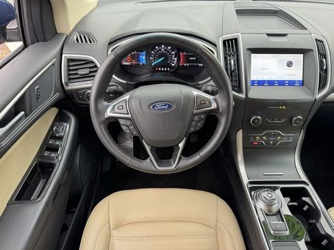 Used 2020 Ford Edge SEL image 14