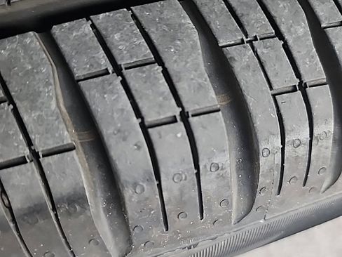 Used 2023 Volkswagen ID.4 Pro S image 9