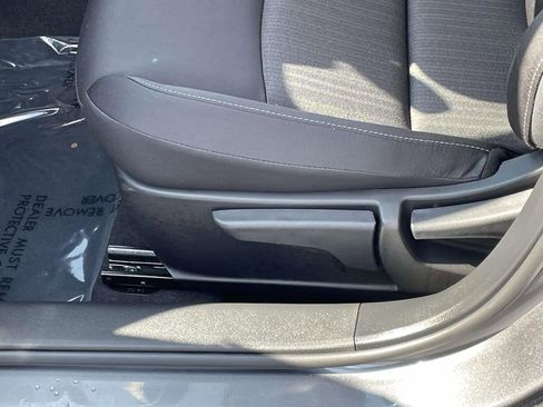 Used 2025 Nissan Altima 2.5 S image 15