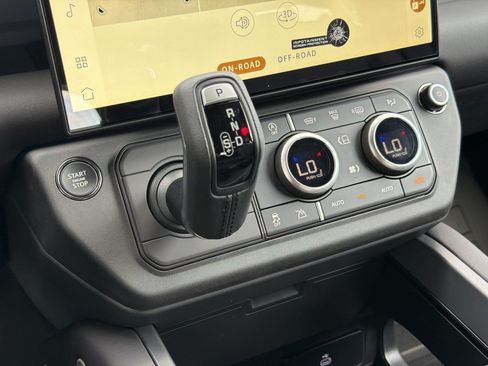 New 2026 Land Rover Defender 110 S AWD/4WD image 19