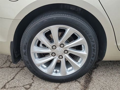 Used 2015 Buick LaCrosse Leather w/ Experience Buick Package image 6