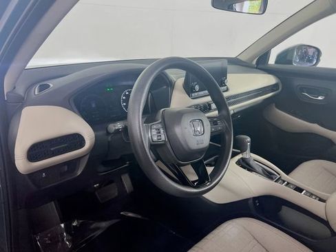 Certified 2024 Honda HR-V LX image 10