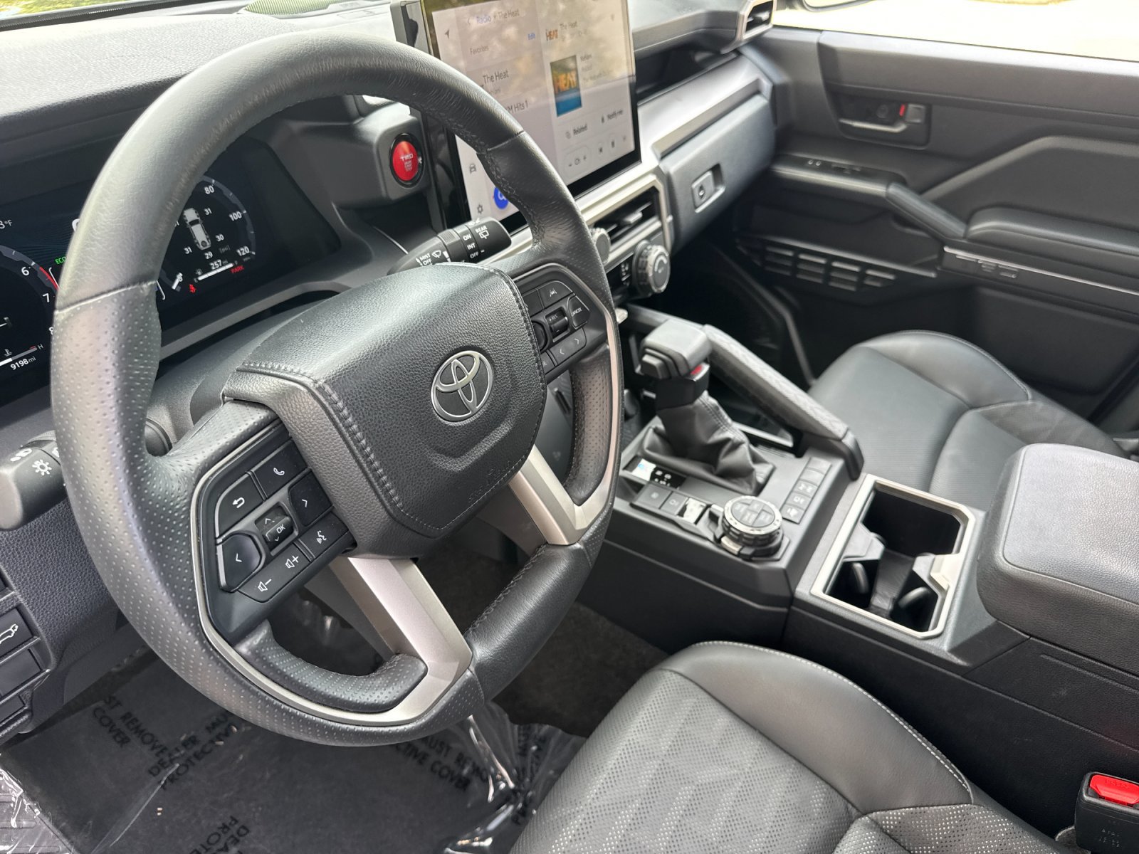 Used 2025 Toyota 4Runner TRD Off-Road Premium w/ Tow Technology Package AWD/4WD image 10