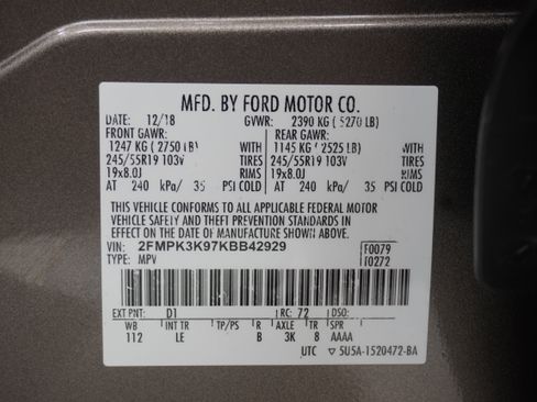 Used 2019 Ford Edge Titanium FWD image 32