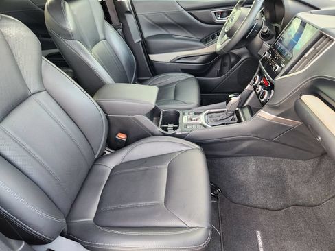 Used 2023 Subaru Forester Limited AWD/4WD image 14