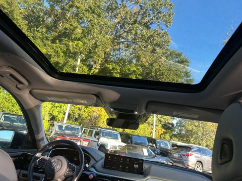 Used 2023 Acura MDX SH-AWD w/ Advance Package image 23