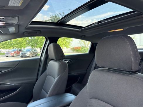 Used 2019 Chevrolet Malibu LT w/ Driver Confidence Package II FWD image 24