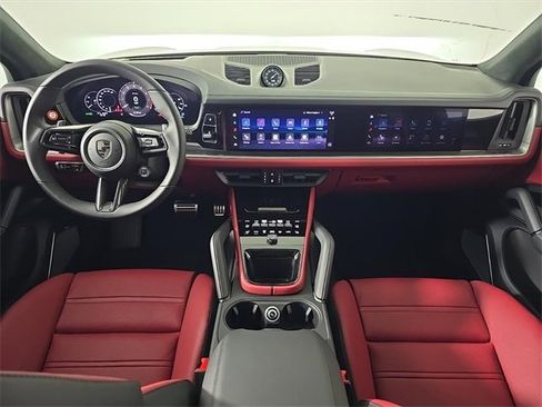 New 2026 Porsche Cayenne Turbo image 28