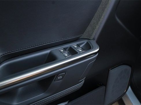 Used 2025 Rivian R1T Adventure image 13