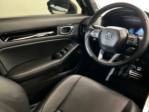 Used 2025 Honda Civic Sport Touring image 12