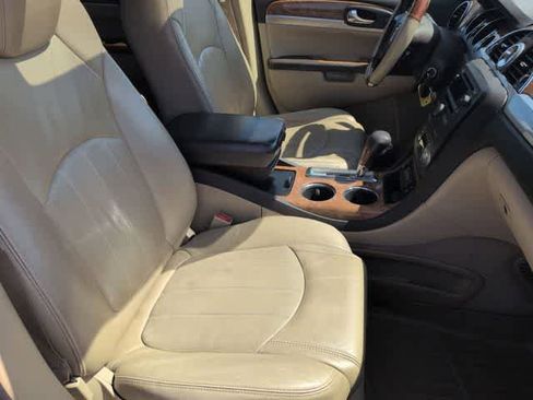 Used 2011 Buick Enclave CXL FWD image 25