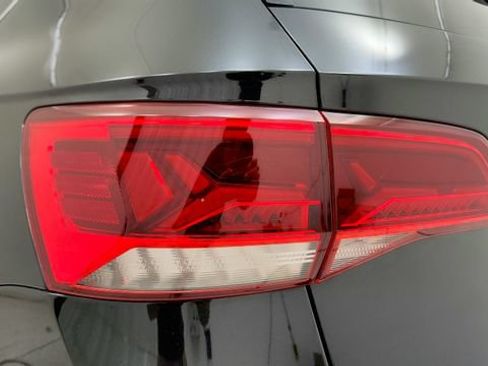 Used 2022 Volkswagen Taos SE FWD image 24