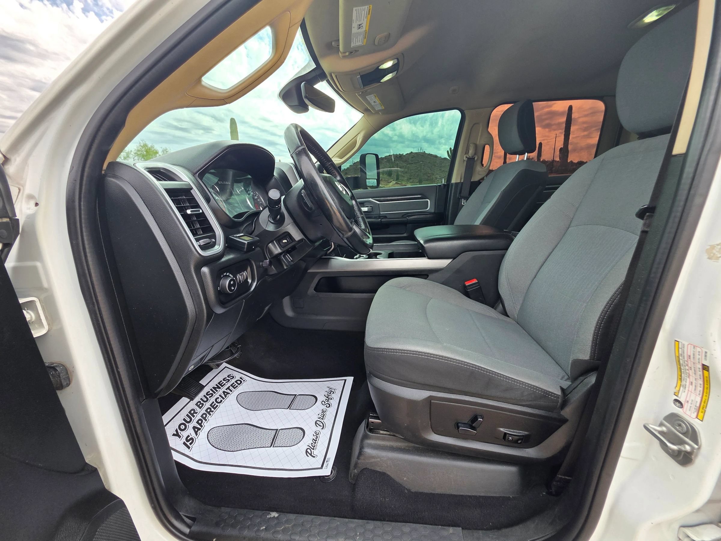 Used 2020 RAM 3500 Lone Star w/ Level 1 Equipment Group AWD/4WD image 9