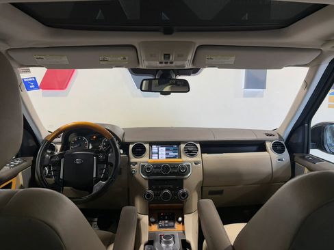 Used 2015 Land Rover LR4 HSE AWD/4WD image 10