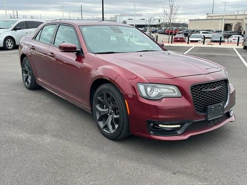 Used 2023 Chrysler 300 S w/ Comfort Group image 3