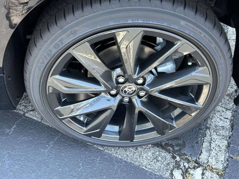 New 2026 Toyota Corolla SE w/ SE Premium Package FWD image 9