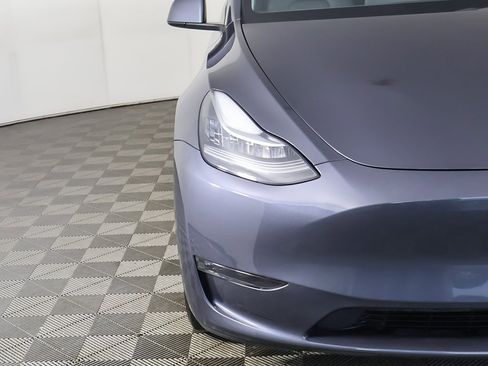 Used 2023 Tesla Model Y Long Range image 14