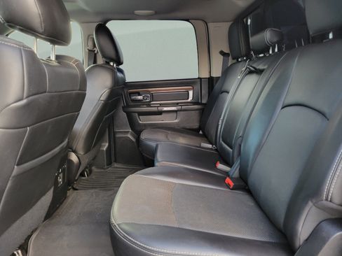Used 2016 RAM 1500 Laramie w/ Convenience Group RWD image 6