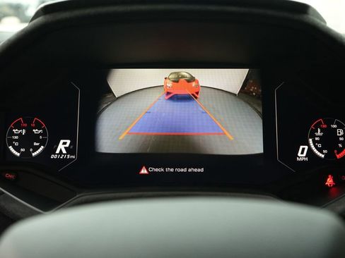 Used 2024 Lamborghini Huracan Sterrato image 18