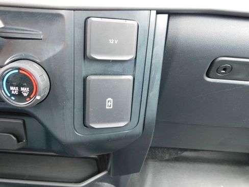 Used 2025 Ford F150 XL RWD image 33