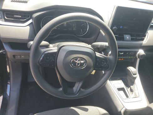 Used 2025 Toyota RAV4 LE FWD image 15