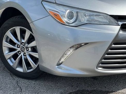 Used 2015 Toyota Camry XLE FWD image 10