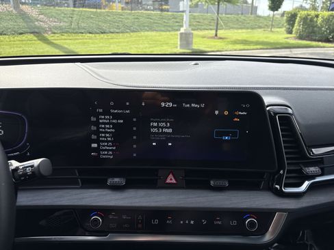 Used 2024 Kia Sportage X-Line w/ X-Line Premium Package AWD/4WD image 31