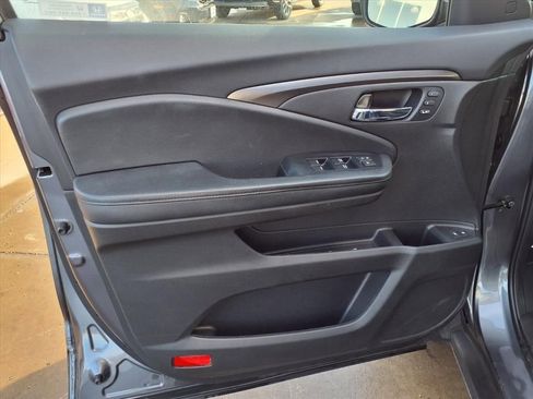 Used 2022 Honda Pilot Special Edition image 17