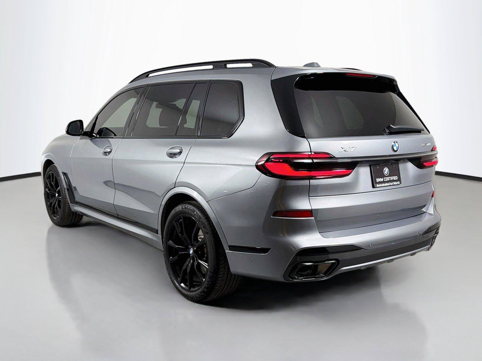 Used 2026 BMW X7 xDrive40i w/ M Sport Package AWD/4WD image 7