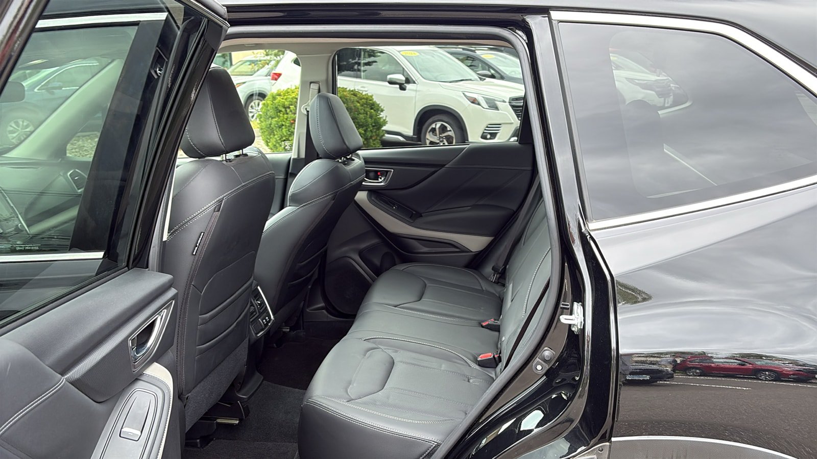 Used 2024 Subaru Forester Limited AWD/4WD image 26