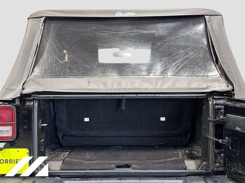 Used 2018 Jeep Wrangler Sport AWD/4WD image 23