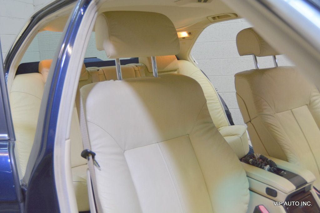 Used 2000 BMW 740iL RWD image 18