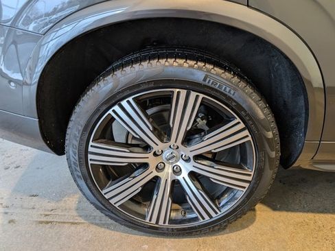 Used 2024 Volvo XC90 B6 Plus w/ Protection Package image 8