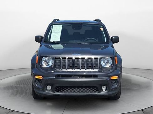 Used 2022 Jeep Renegade Latitude AWD/4WD image 8