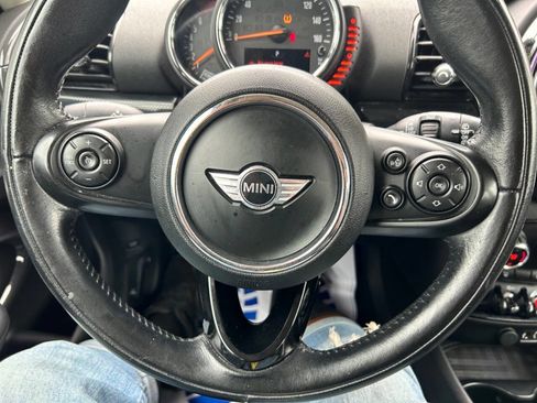 Used 2017 MINI Cooper Clubman S image 16