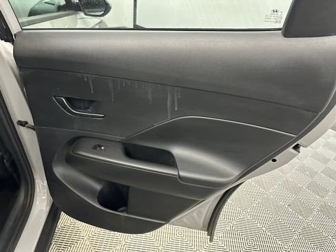 Used 2024 Hyundai Kona SEL AWD/4WD image 17