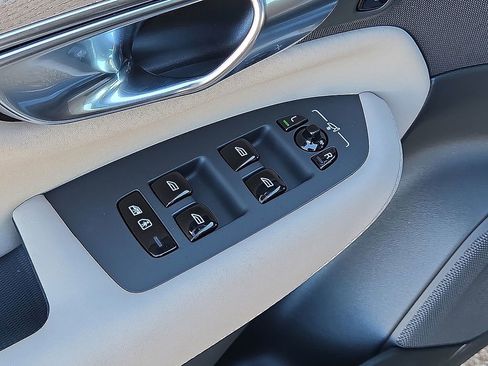 New 2026 Volvo XC90 B6 Ultra image 22