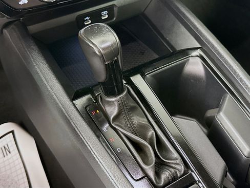 Certified 2024 Honda Accord EX-L image 17