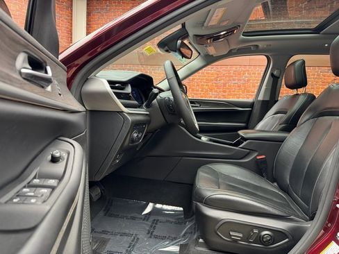 Used 2022 Jeep Grand Cherokee Limited 4xe image 22