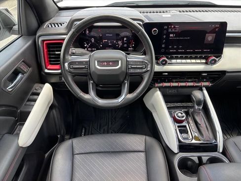 Used 2024 GMC Canyon AT4X AWD/4WD image 14