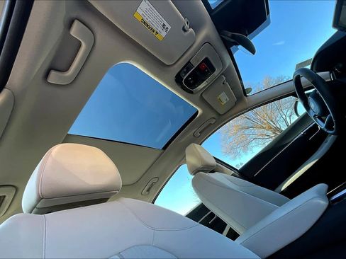 Used 2023 Hyundai Sonata SEL w/ Convenience Package image 13