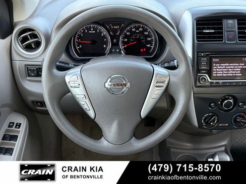 Used 2015 Nissan Versa FWD image 13