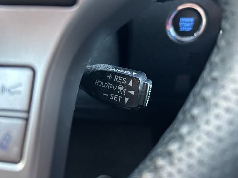 Used 2024 Toyota 4Runner SR5 image 23