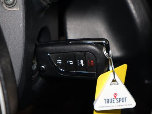 Used 2024 Toyota Camry LE image 25