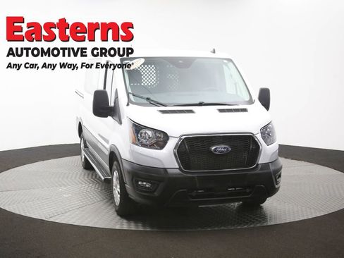 Used 2024 Ford Transit 250 Low Roof w/ Exterior Upgrade Package RWD image 48