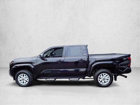 Used 2024 Toyota Tacoma SR5 AWD/4WD image 2