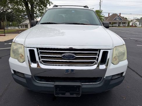 Used 2007 Ford Explorer Sport Trac XLT RWD image 3