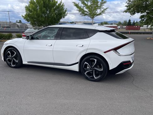 Used 2023 Kia EV6 GT-Line w/ GT-Line Suede Seat Package AWD/4WD image 3