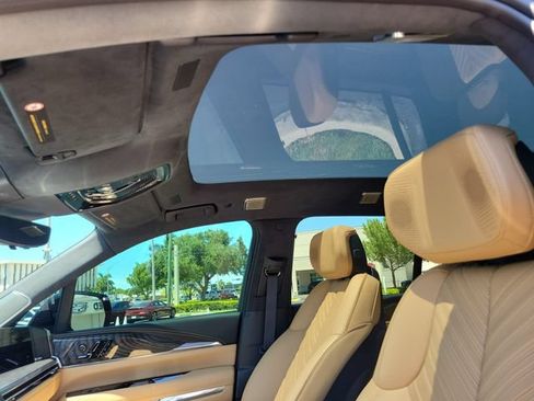 Certified 2025 Cadillac Escalade IQ Sport 2 w/ LPO, ONYX Package AWD/4WD image 21