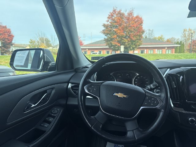 Used 2019 Chevrolet Traverse LT AWD/4WD image 18